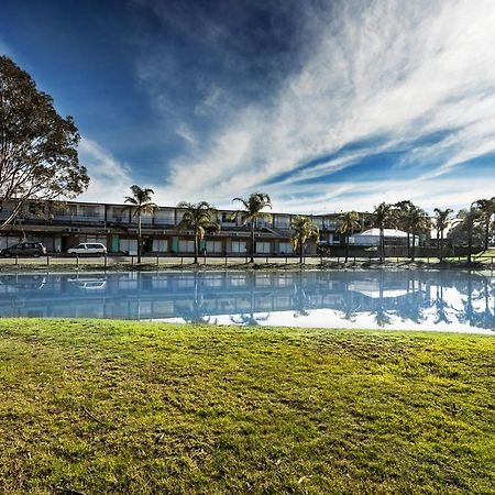 Rivers Apartments Motel Sale Gippsland Buitenkant foto